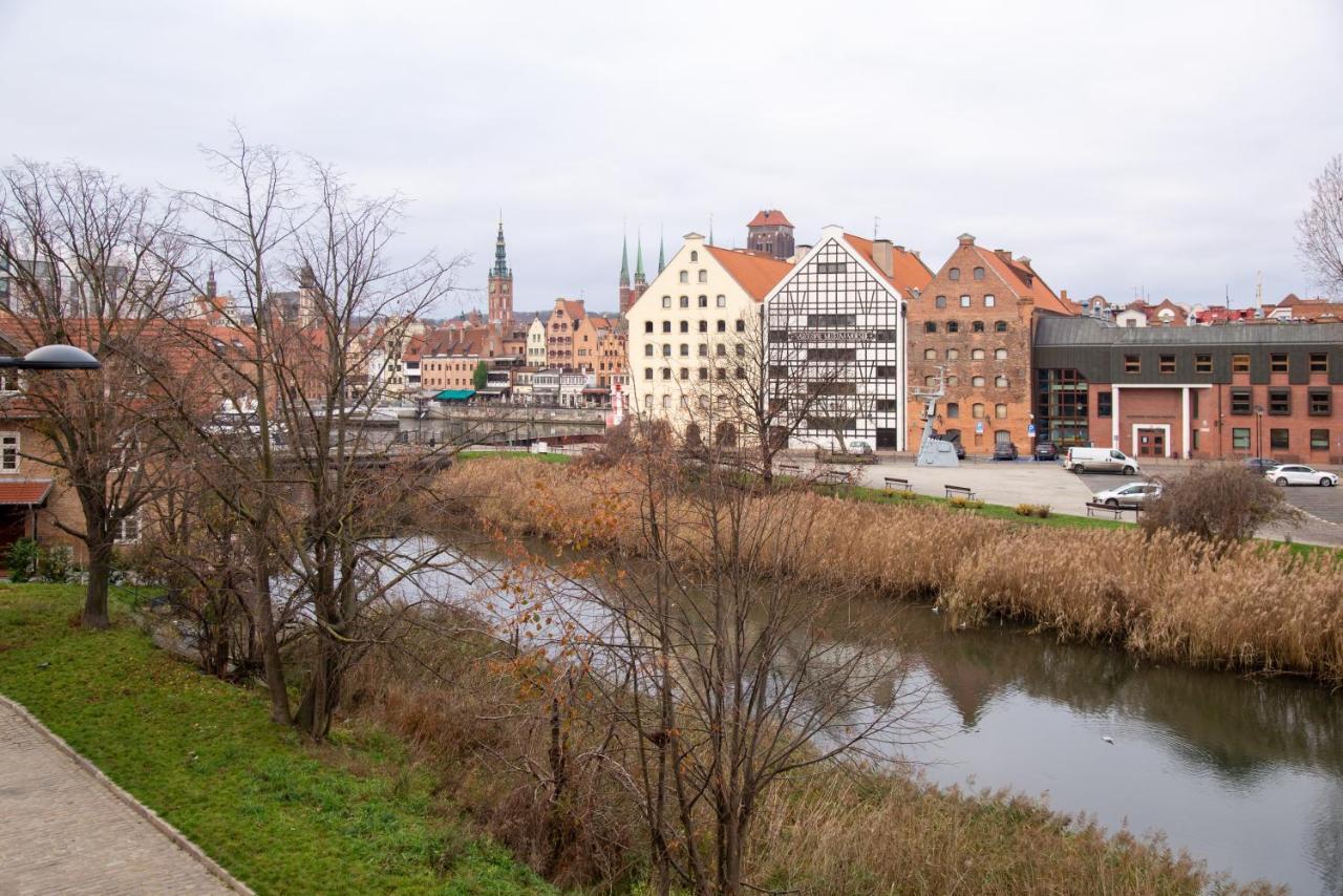 Maya'S Flats & Resorts - River View Gdansk Exterior photo